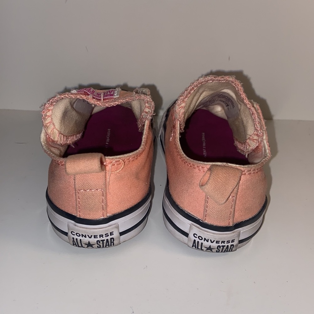 Pink converse - Picture 3 of 3